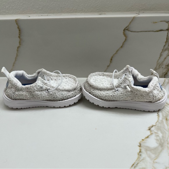 Hey Dude Lil Dudes Eyelet Baby Sneakers - Picture 2 of 9
